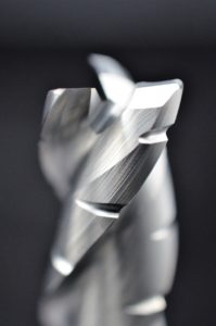 Stopping premature cutting tool breakage. 